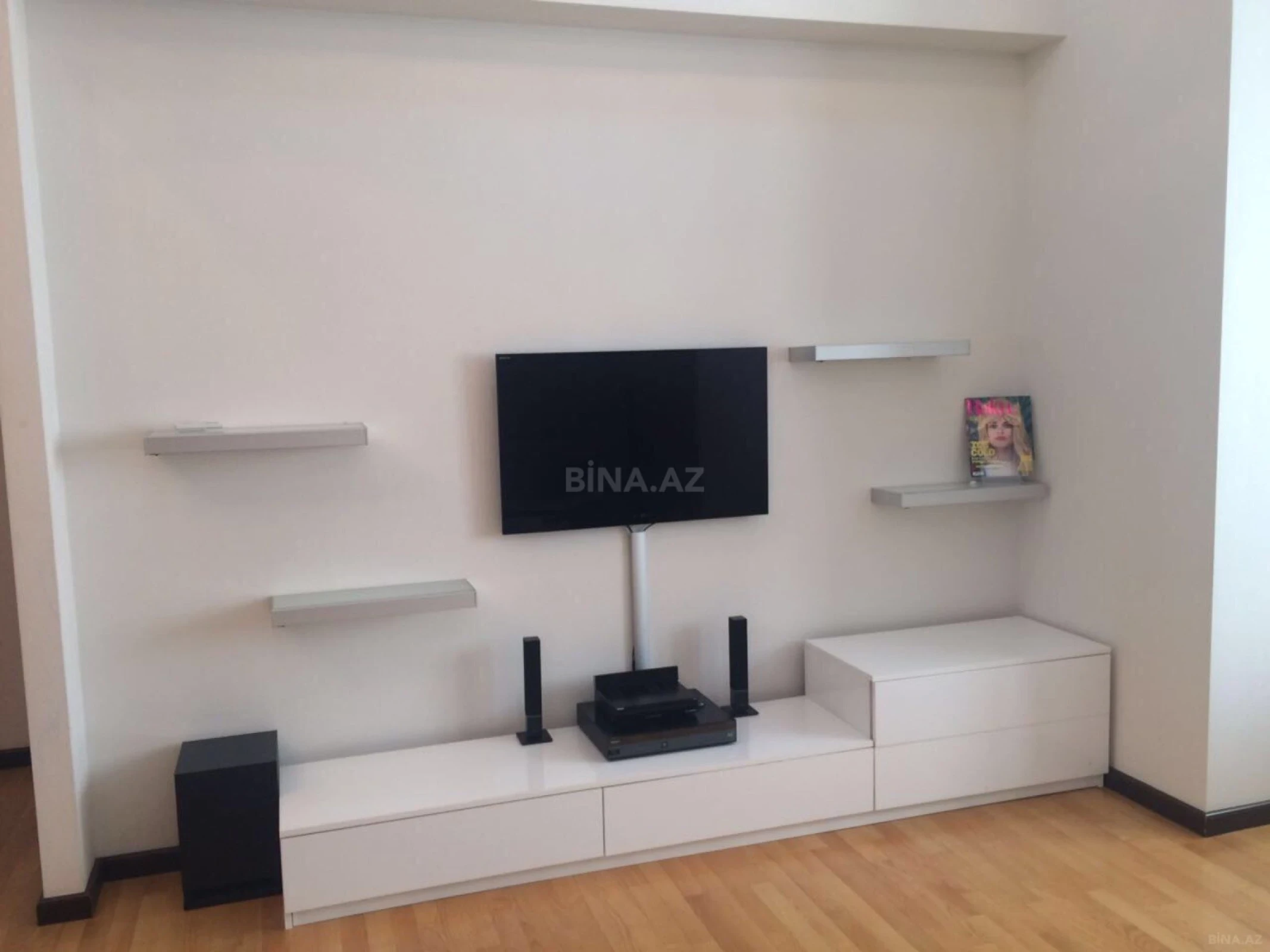 Kirayə verilir 3 otaqlı mənzil 100 m²