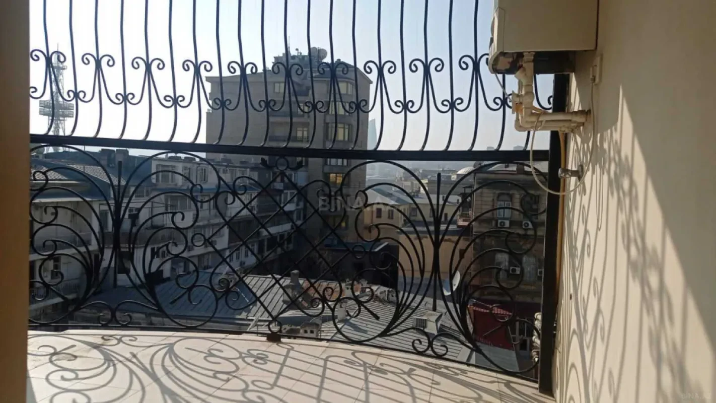 Kirayə verilir 3 otaqlı mənzil 100 m²