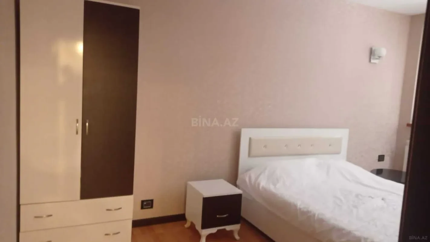 Kirayə verilir 3 otaqlı mənzil 100 m²