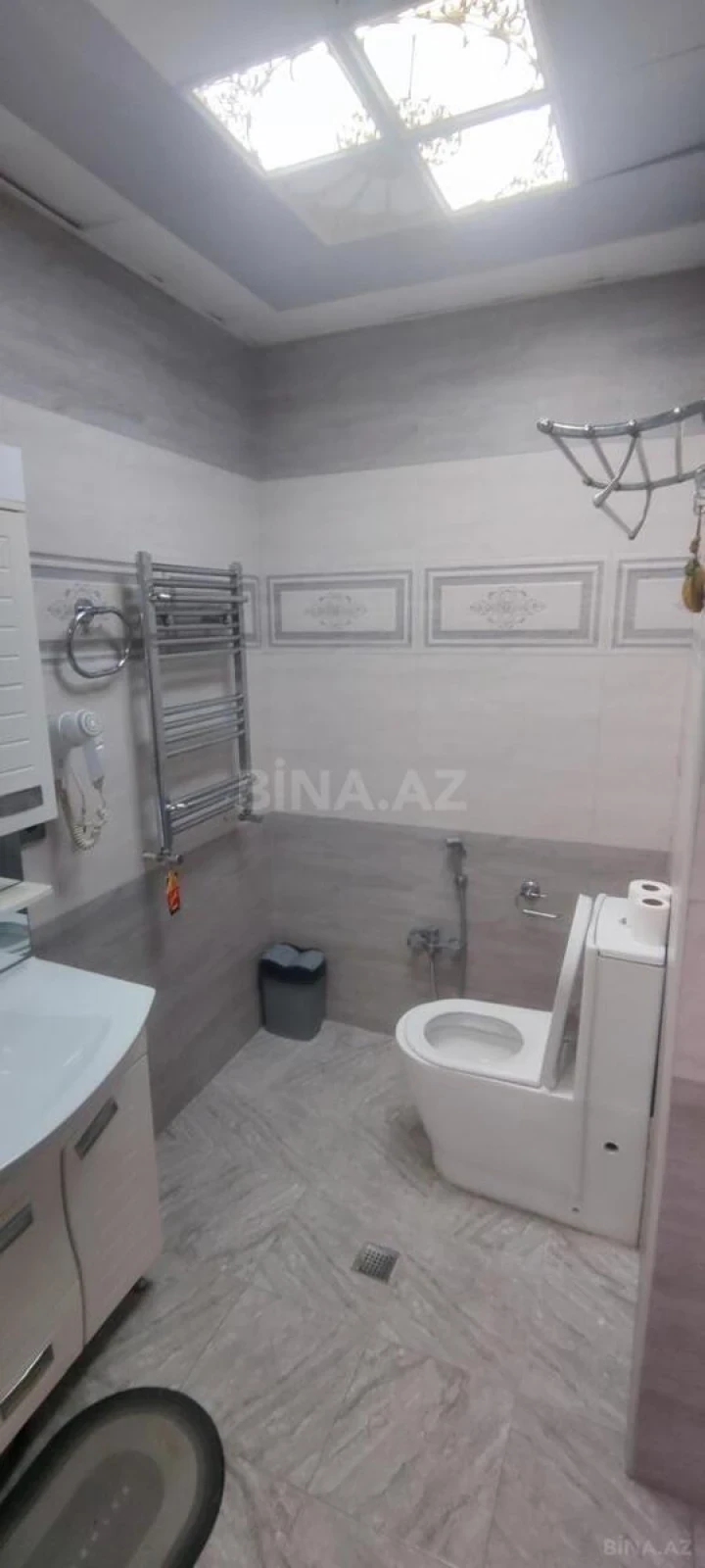 Kirayə verilir 4 otaqlı mənzil 114 m²
