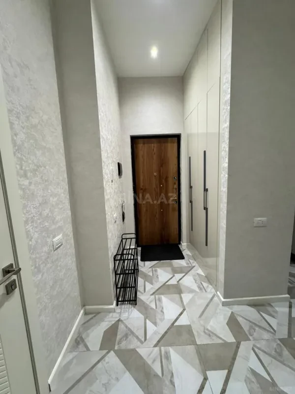 Kirayə verilir 2 otaqlı mənzil 75 m²