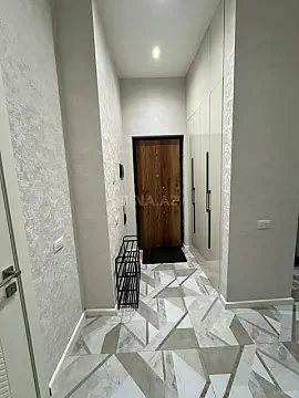 Kirayə verilir 2 otaqlı mənzil 75 m²
