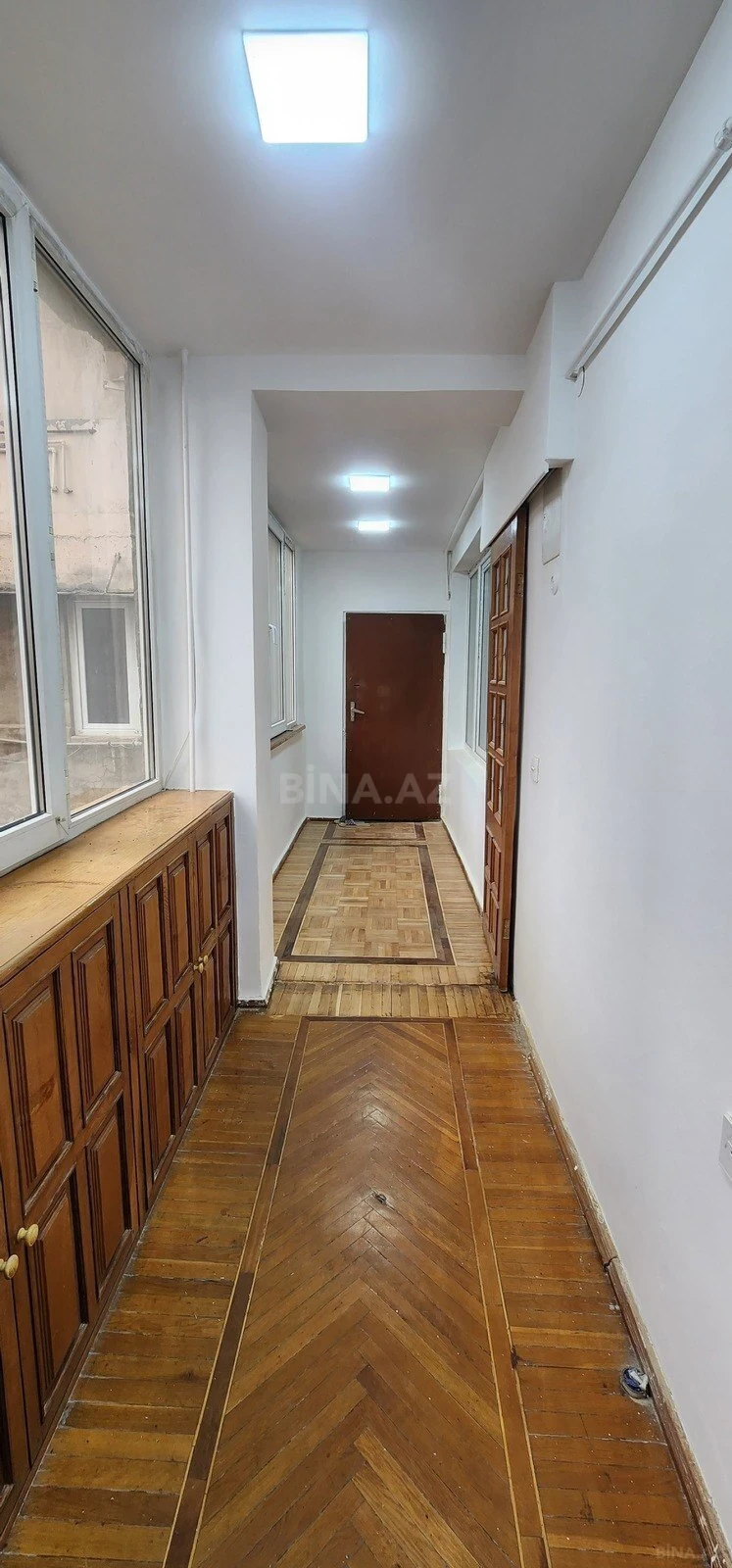 Kirayə verilir 2 otaqlı mənzil 80 m²