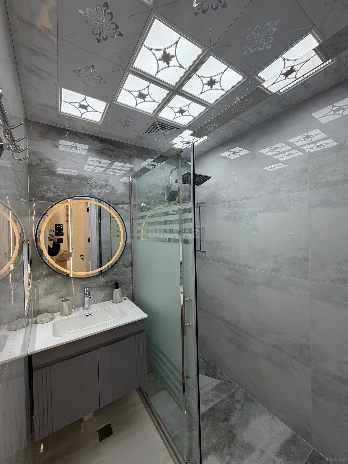 Satılır 3 otaqlı mənzil 74 m²