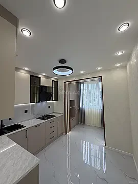 Satılır 3 otaqlı mənzil 74 m²