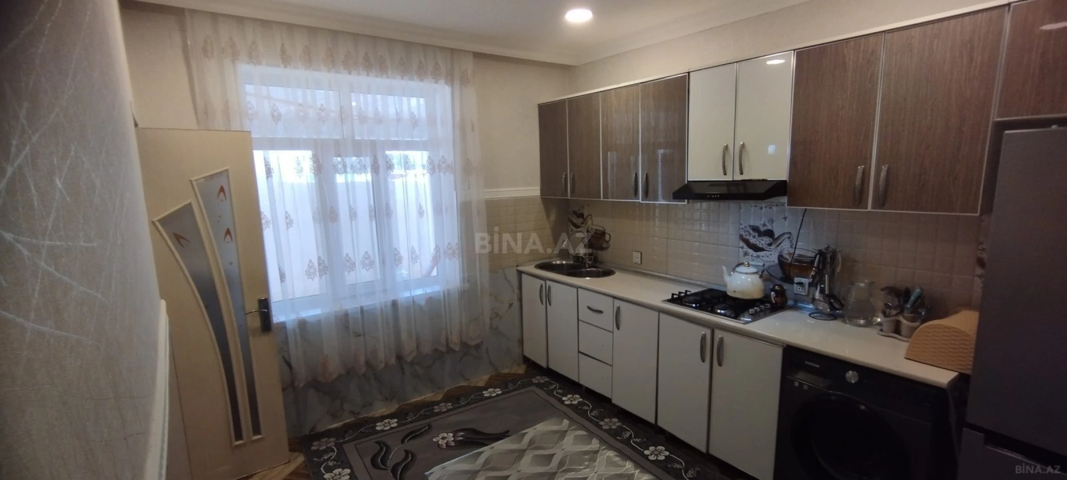Satılır 6 otaqlı həyət evi 270 m²