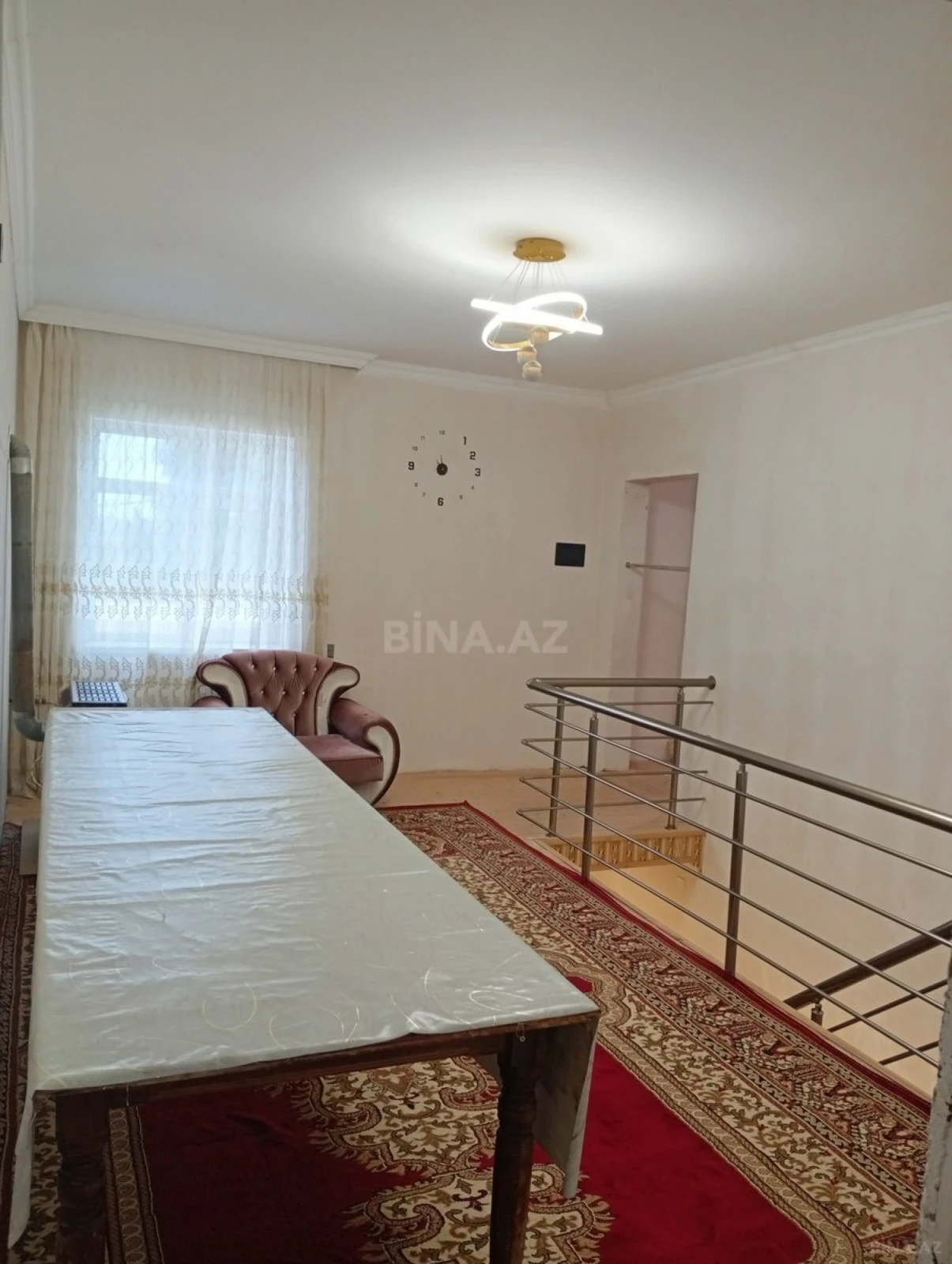 Satılır 6 otaqlı həyət evi 270 m²