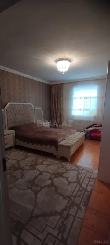 Satılır 6 otaqlı həyət evi 270 m²