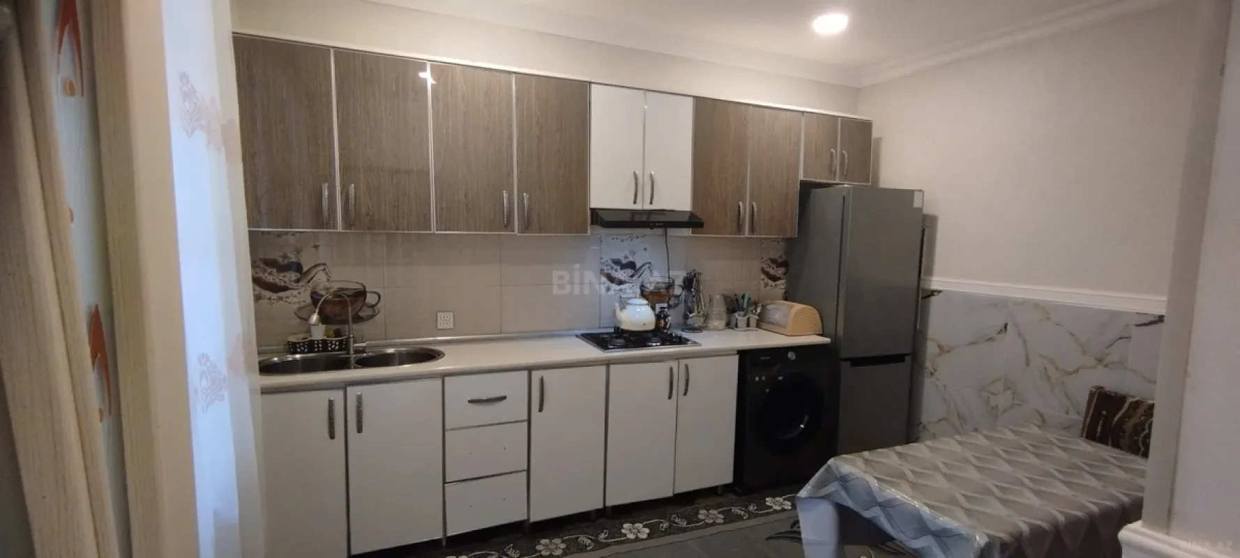 Satılır 6 otaqlı həyət evi 270 m²