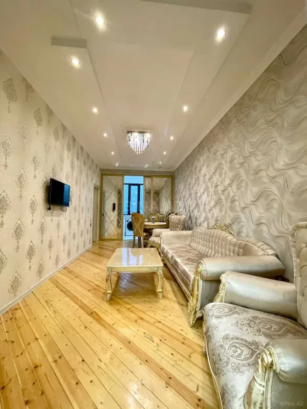 Kirayə verilir 3 otaqlı mənzil 90 m²