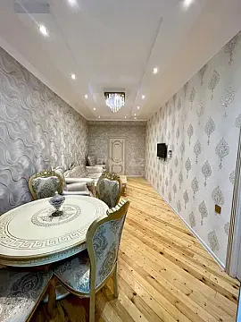 Kirayə verilir 3 otaqlı mənzil 90 m²