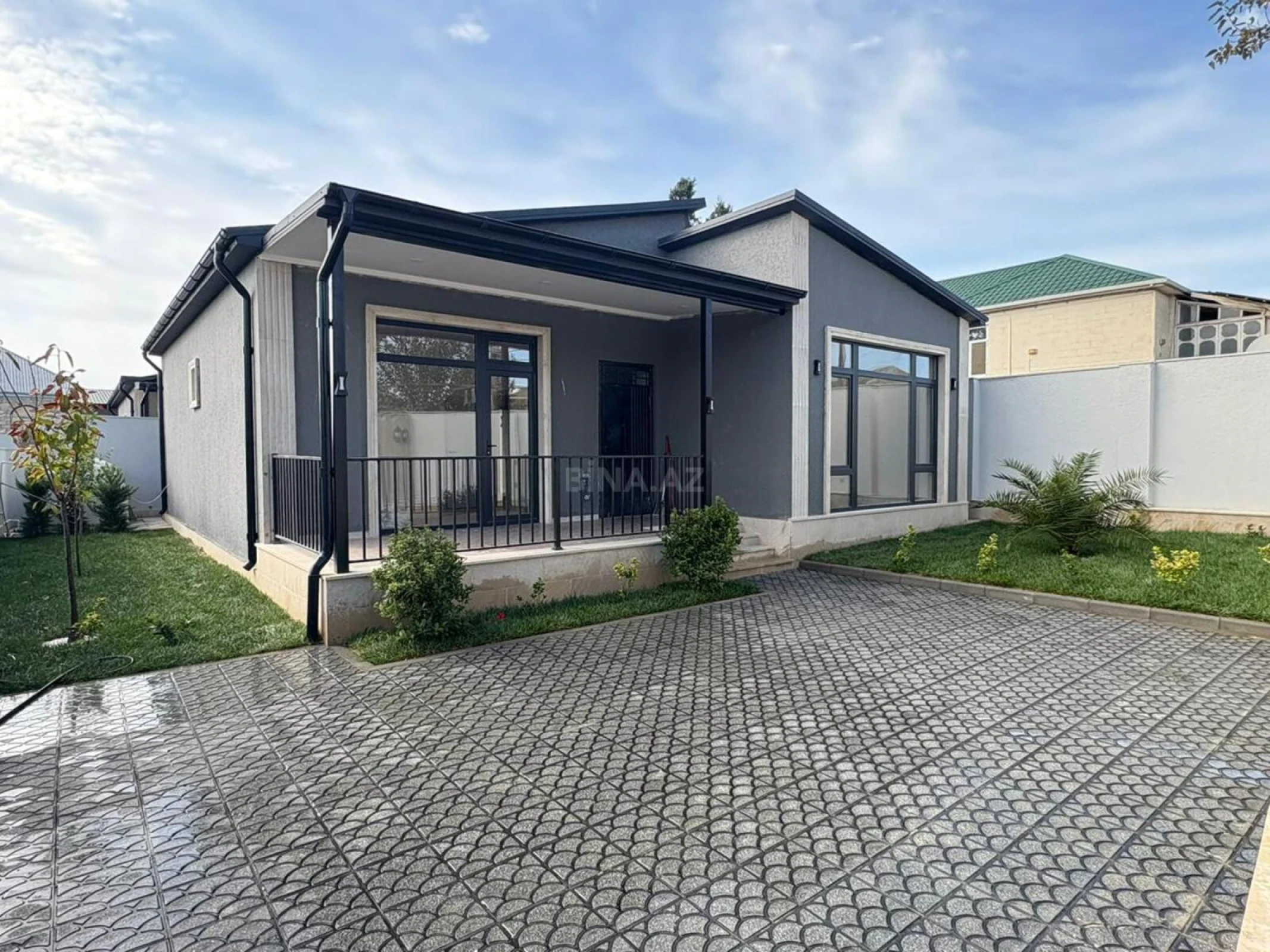 Satılır 4 otaqlı həyət evi 136 m²