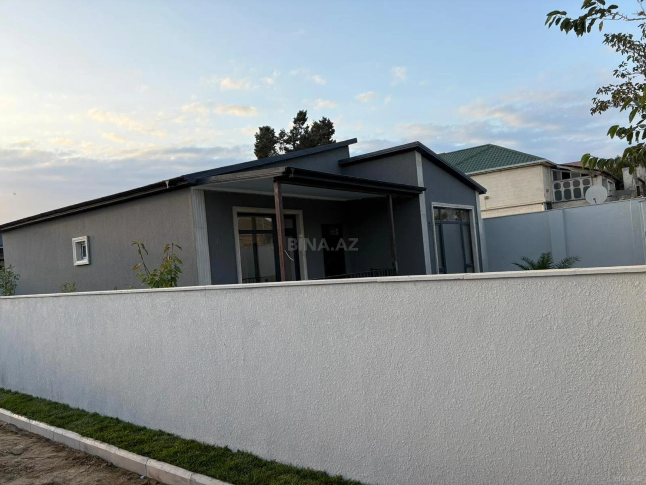 Satılır 4 otaqlı həyət evi 136 m²