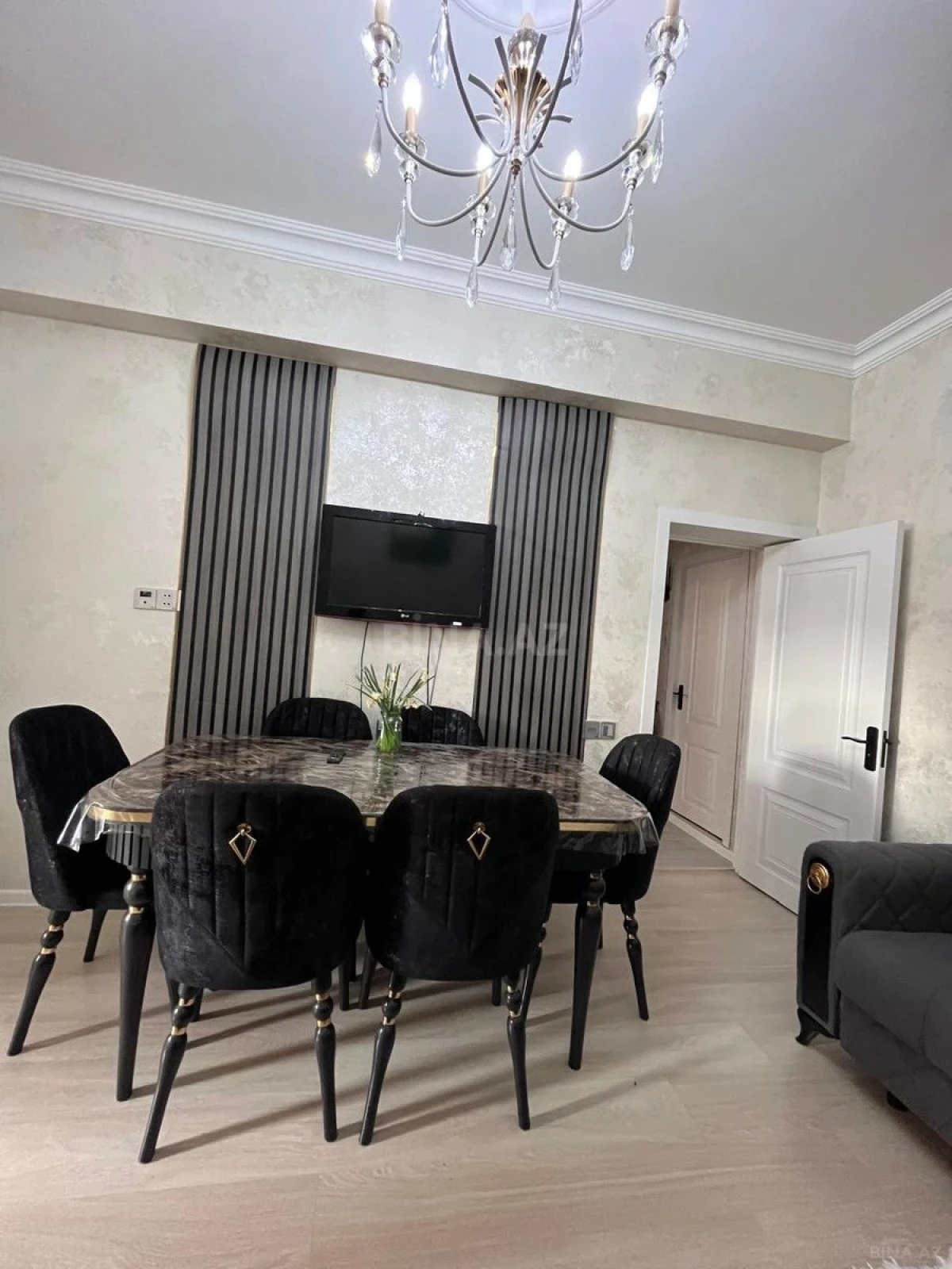 Kirayə verilir 2 otaqlı mənzil 50 m²