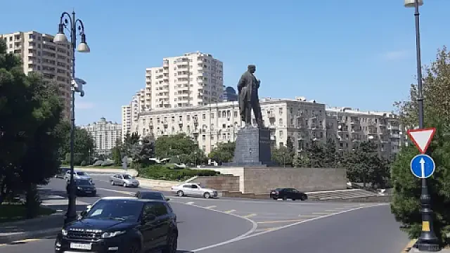 Satılır torpaq sahəsi 6 m²