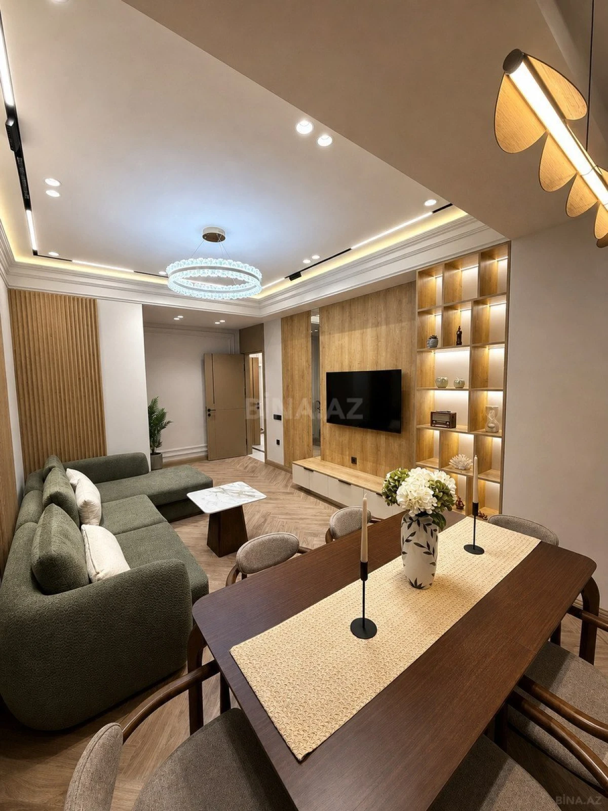 Satılır 2 otaqlı mənzil 83 m²