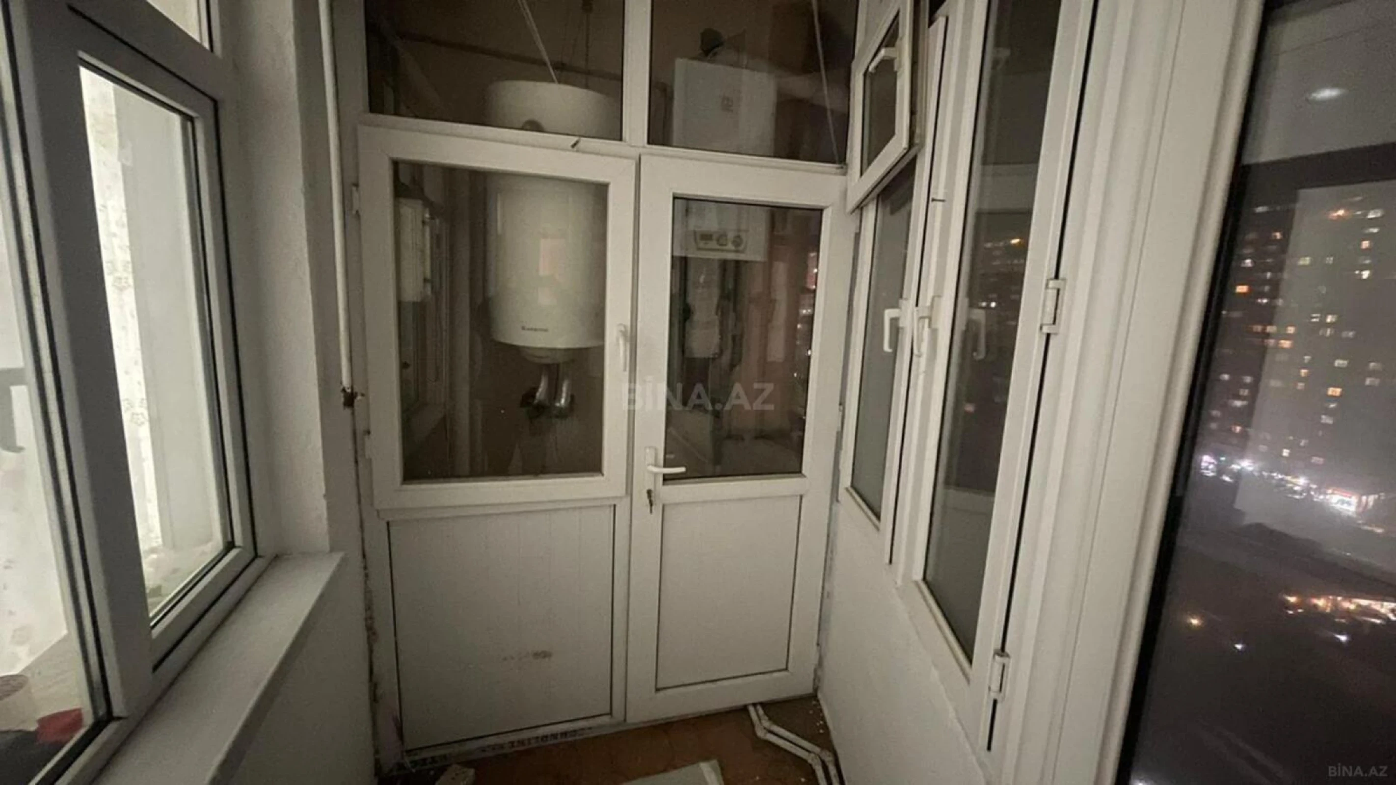 Satılır 2 otaqlı mənzil 65 m²