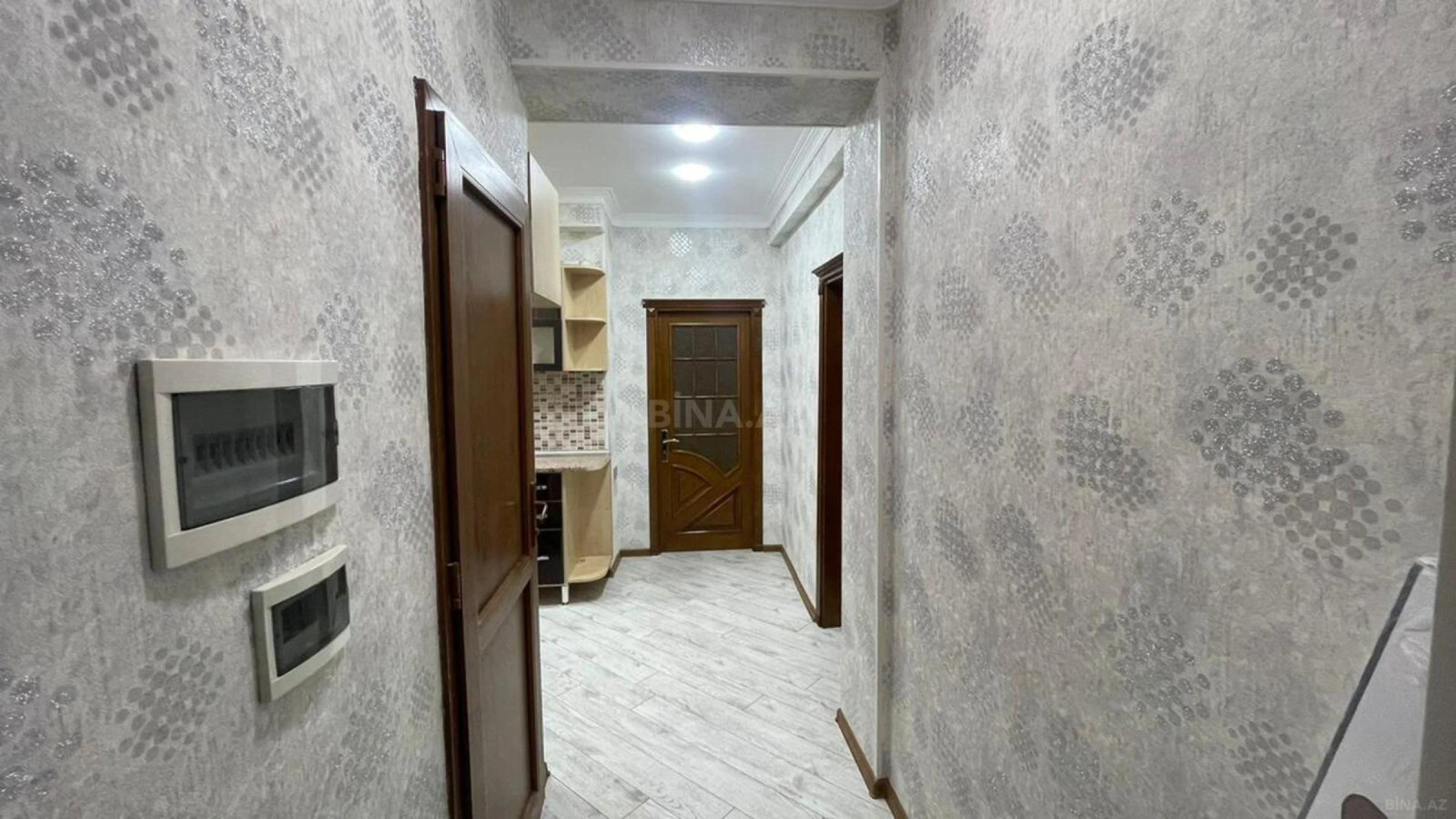 Satılır 2 otaqlı mənzil 65 m²