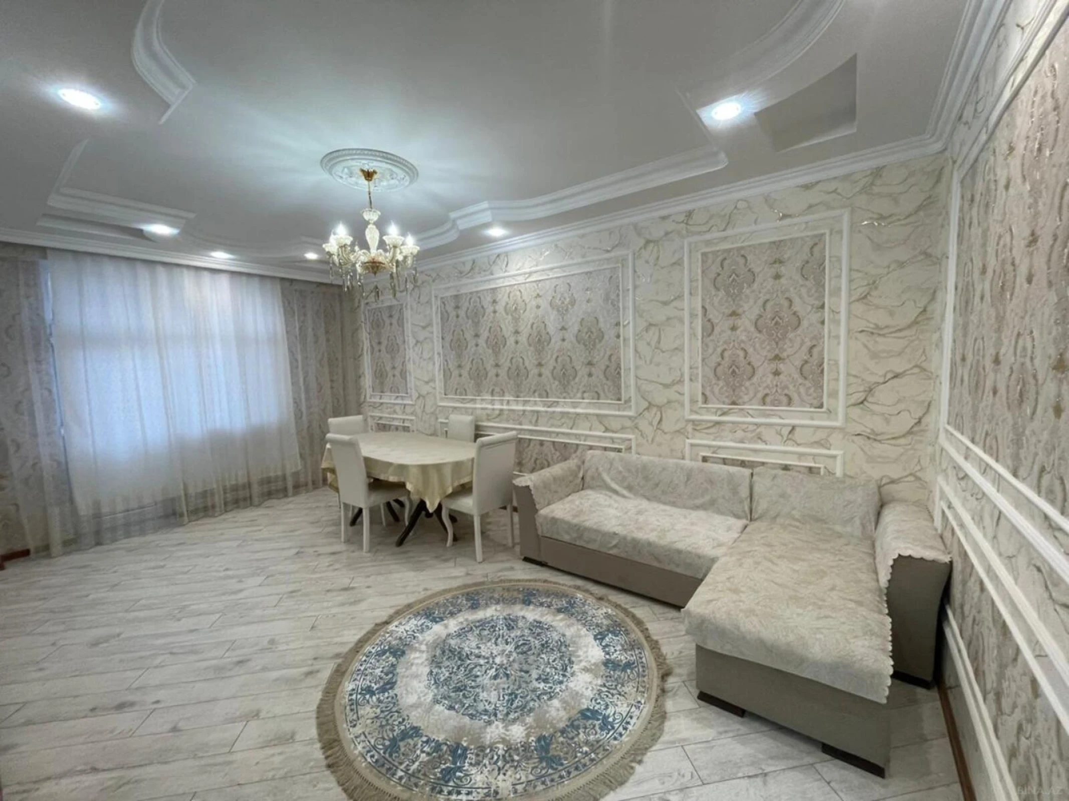 Satılır 2 otaqlı mənzil 65 m²