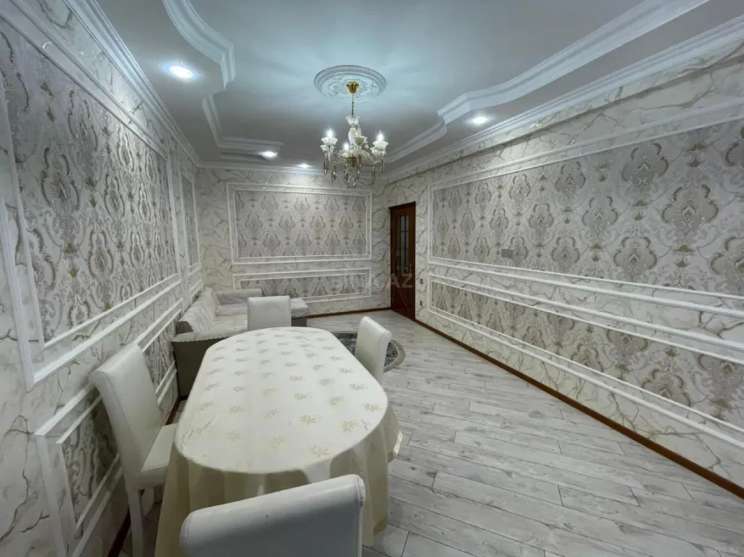 Satılır 2 otaqlı mənzil 65 m²
