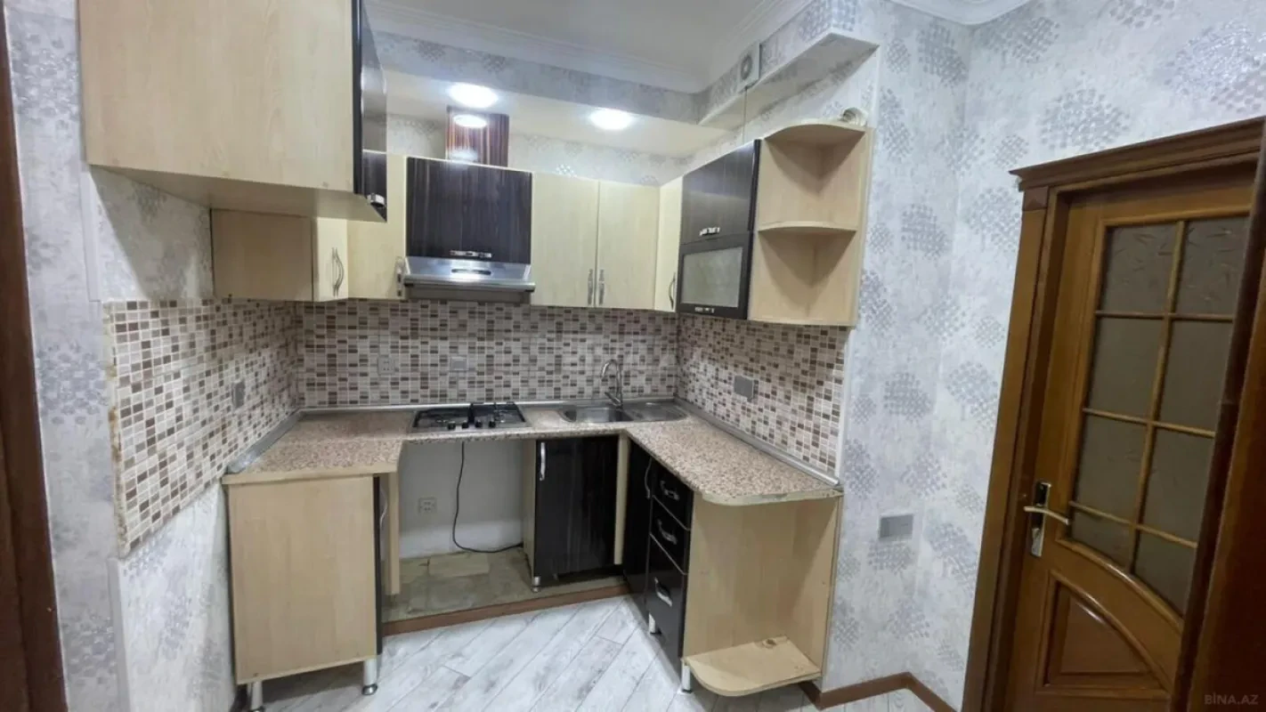 Satılır 2 otaqlı mənzil 65 m²