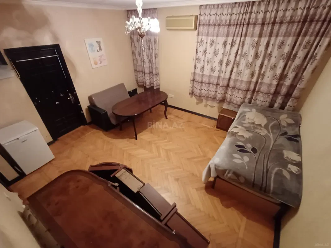 Satılır 3 otaqlı mənzil 70 m²