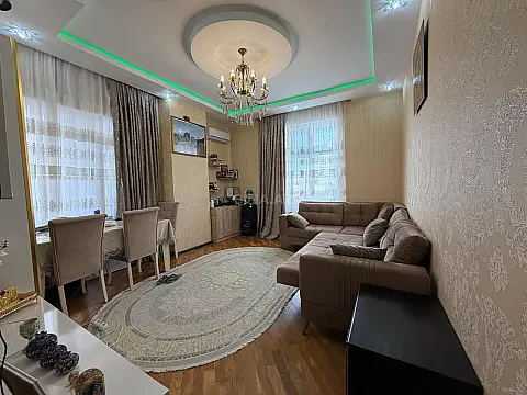 Satılır 3 otaqlı mənzil 100 m²