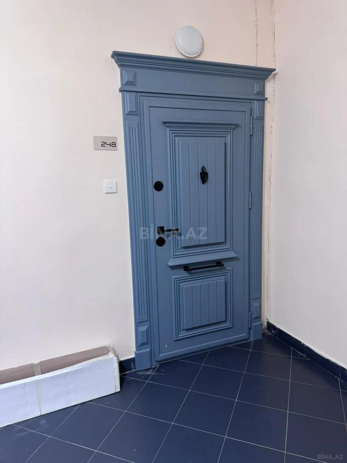 Satılır 4 otaqlı mənzil 160 m²