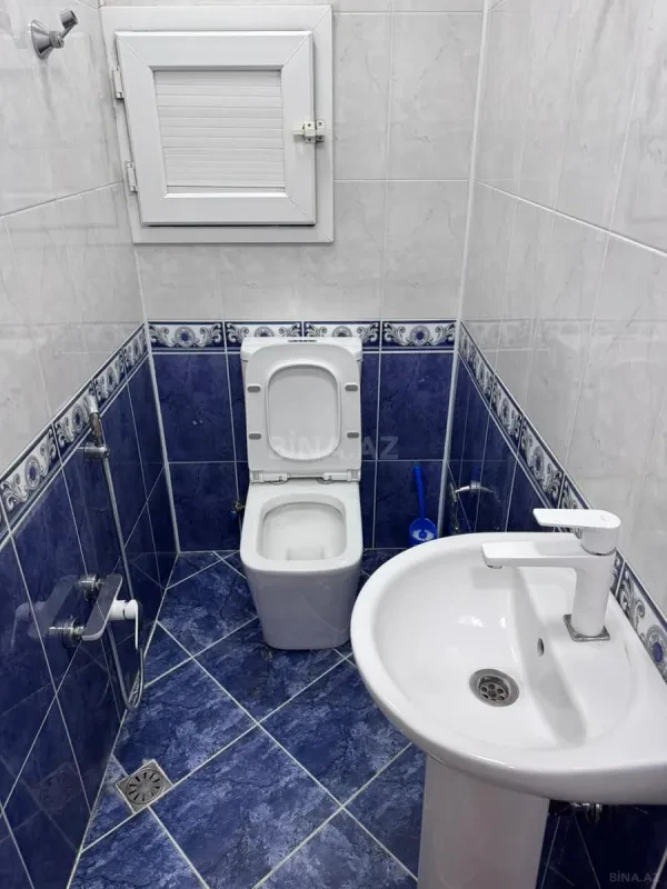 Satılır 4 otaqlı mənzil 160 m²