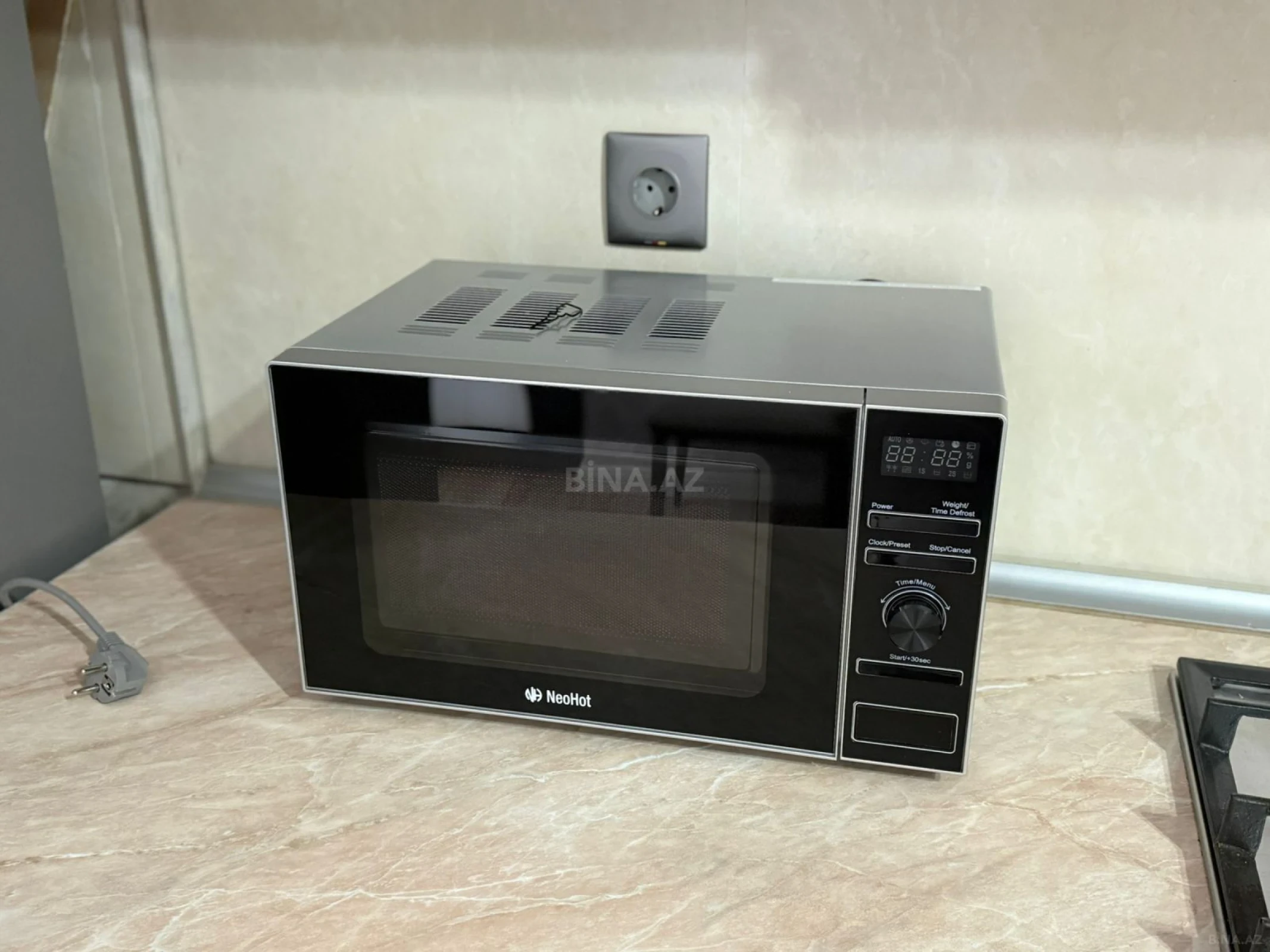 Satılır 3 otaqlı mənzil 98 m²