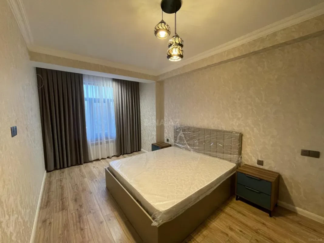 Satılır 3 otaqlı mənzil 98 m²