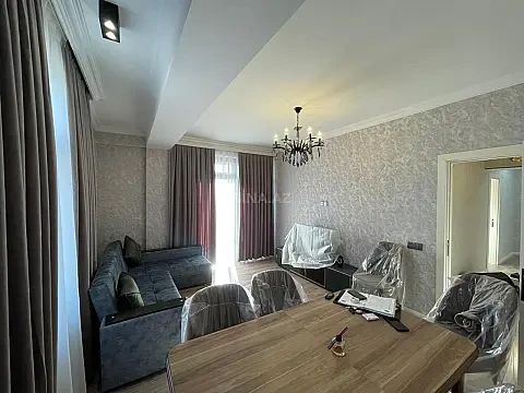 Satılır 3 otaqlı mənzil 98 m²