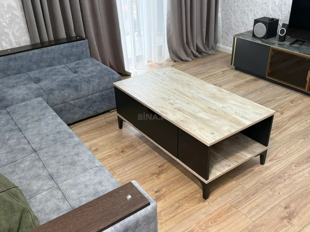 Satılır 3 otaqlı mənzil 98 m²