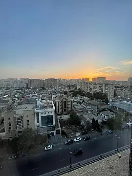 Satılır 3 otaqlı mənzil 98 m²