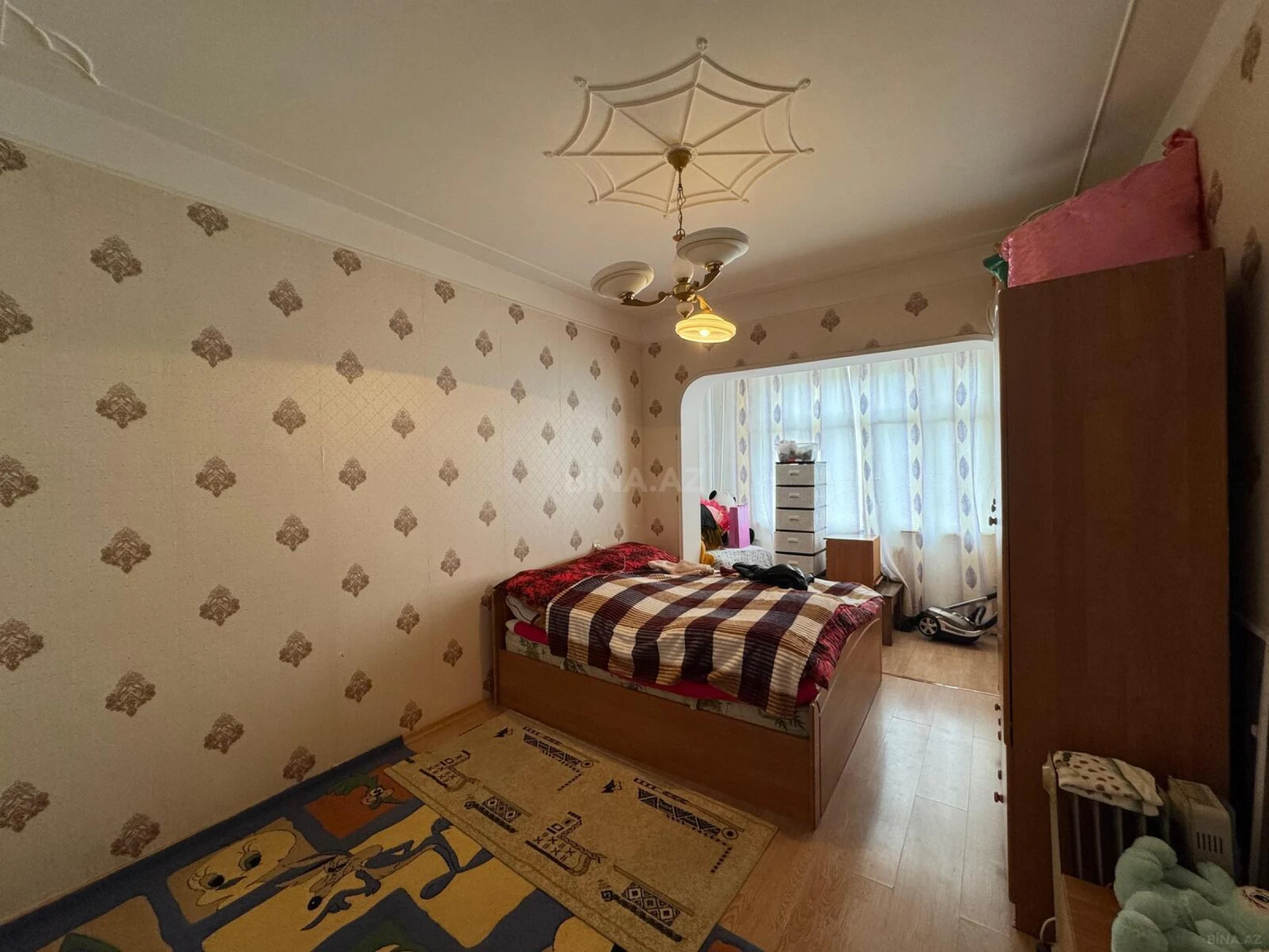 Satılır 2 otaqlı mənzil 65 m²