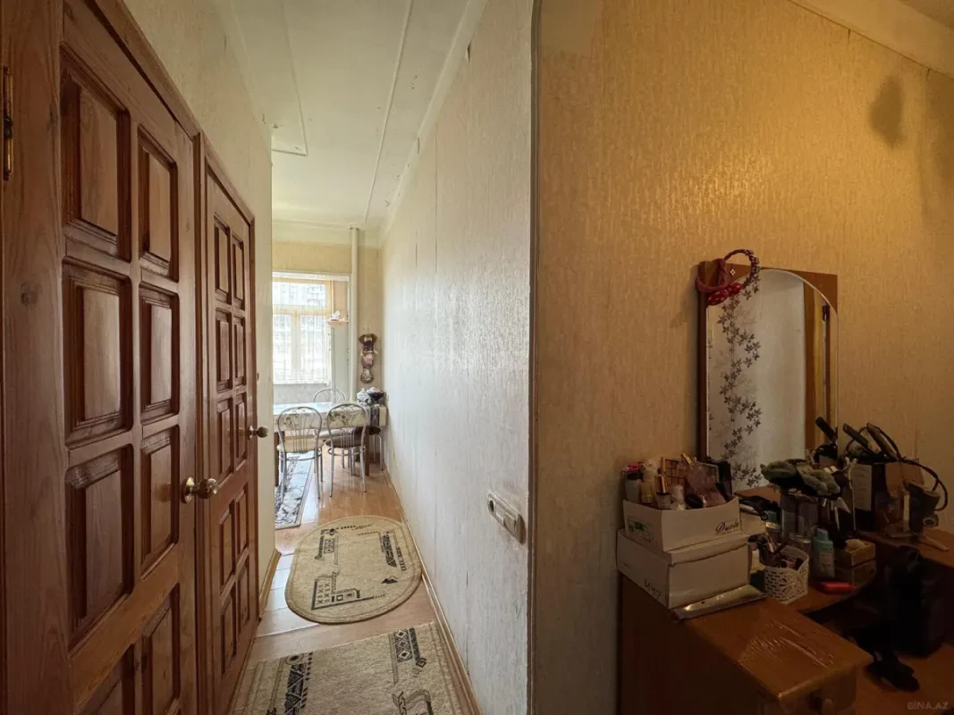 Satılır 2 otaqlı mənzil 65 m²
