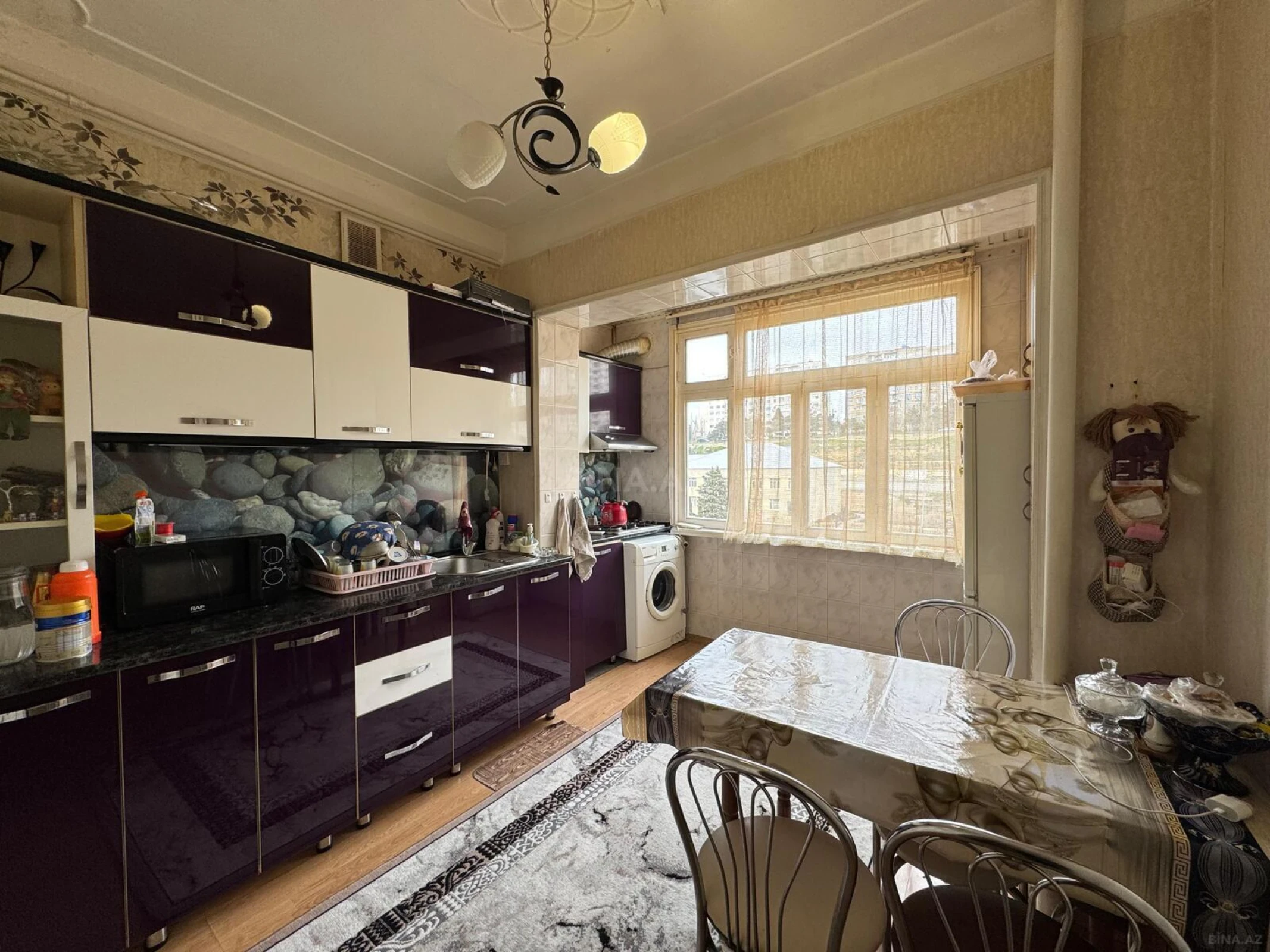 Satılır 2 otaqlı mənzil 65 m²