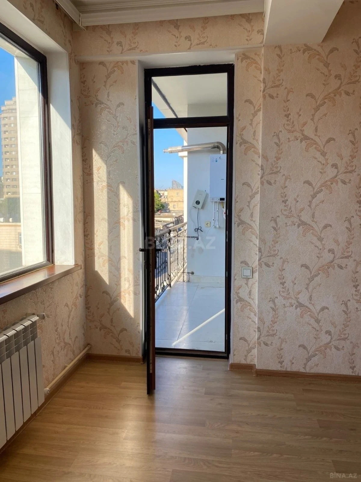 Kirayə verilir 3 otaqlı mənzil 95 m²