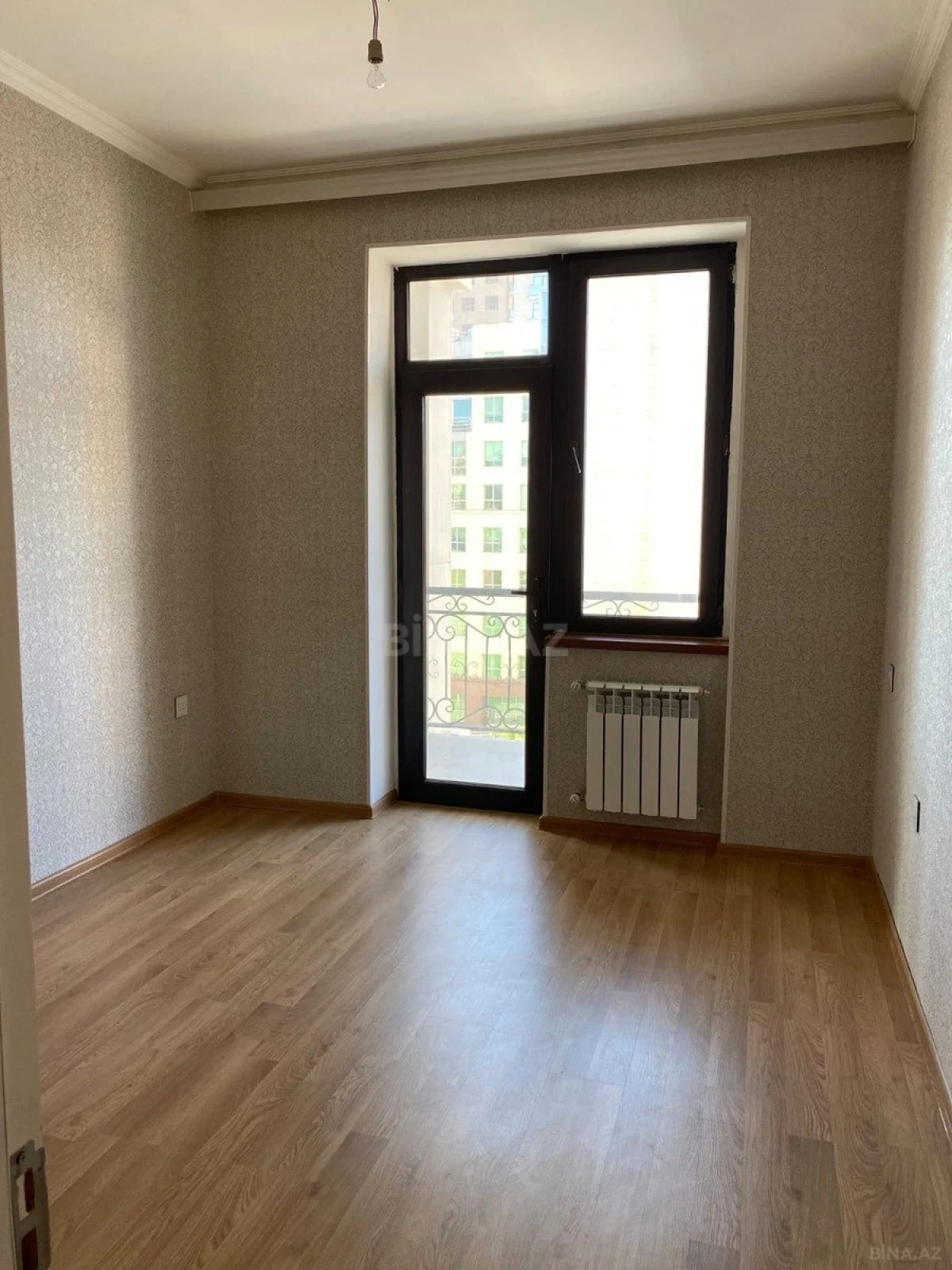 Kirayə verilir 3 otaqlı mənzil 95 m²
