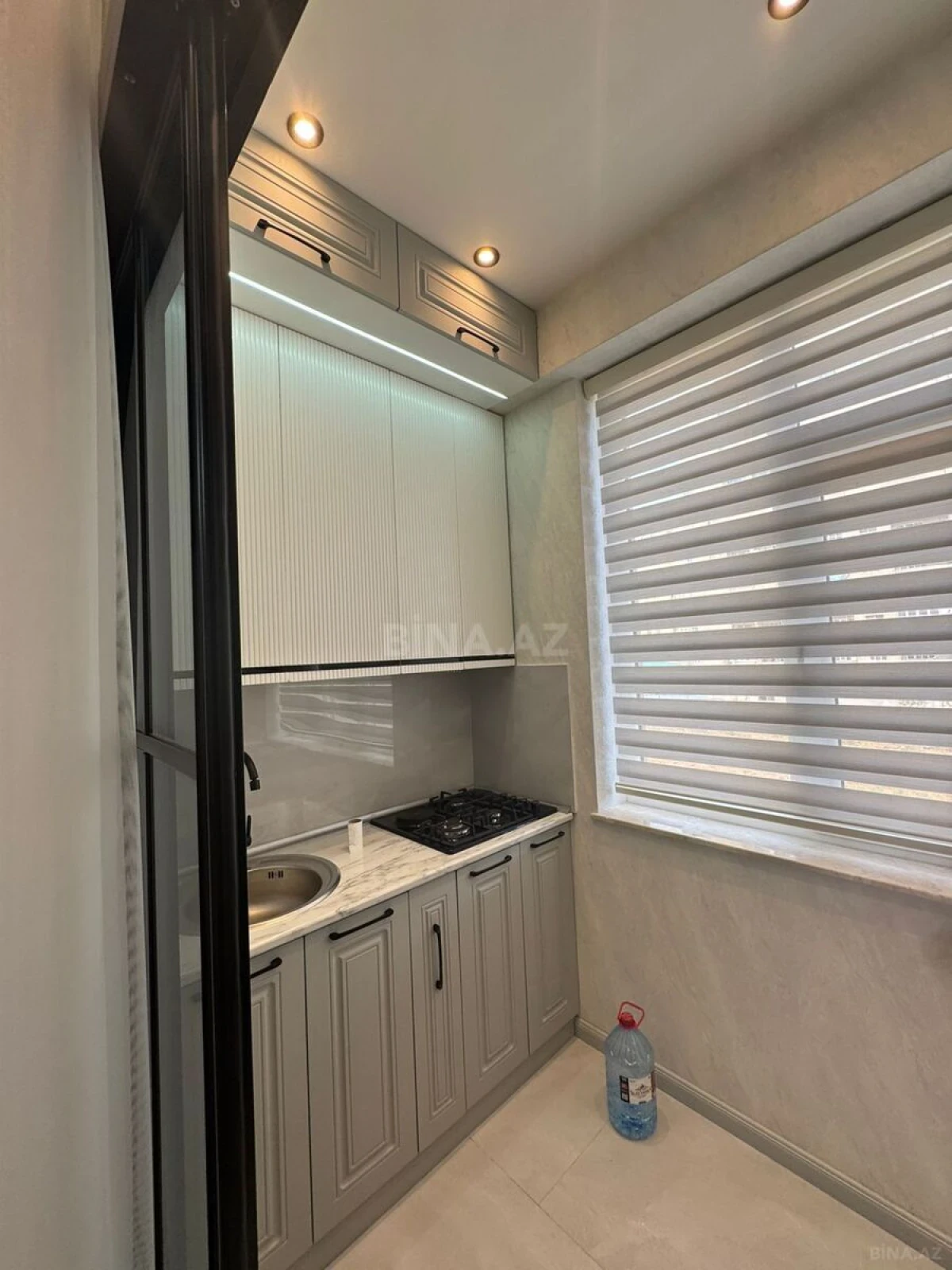 Satılır 2 otaqlı mənzil 58 m²