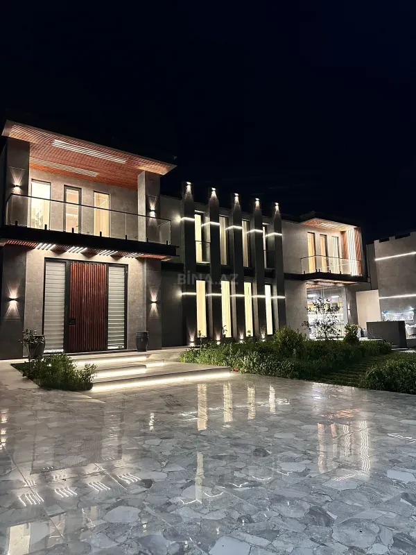 Satılır 6 otaqlı həyət evi 300 m²