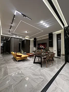Satılır 6 otaqlı həyət evi 300 m²