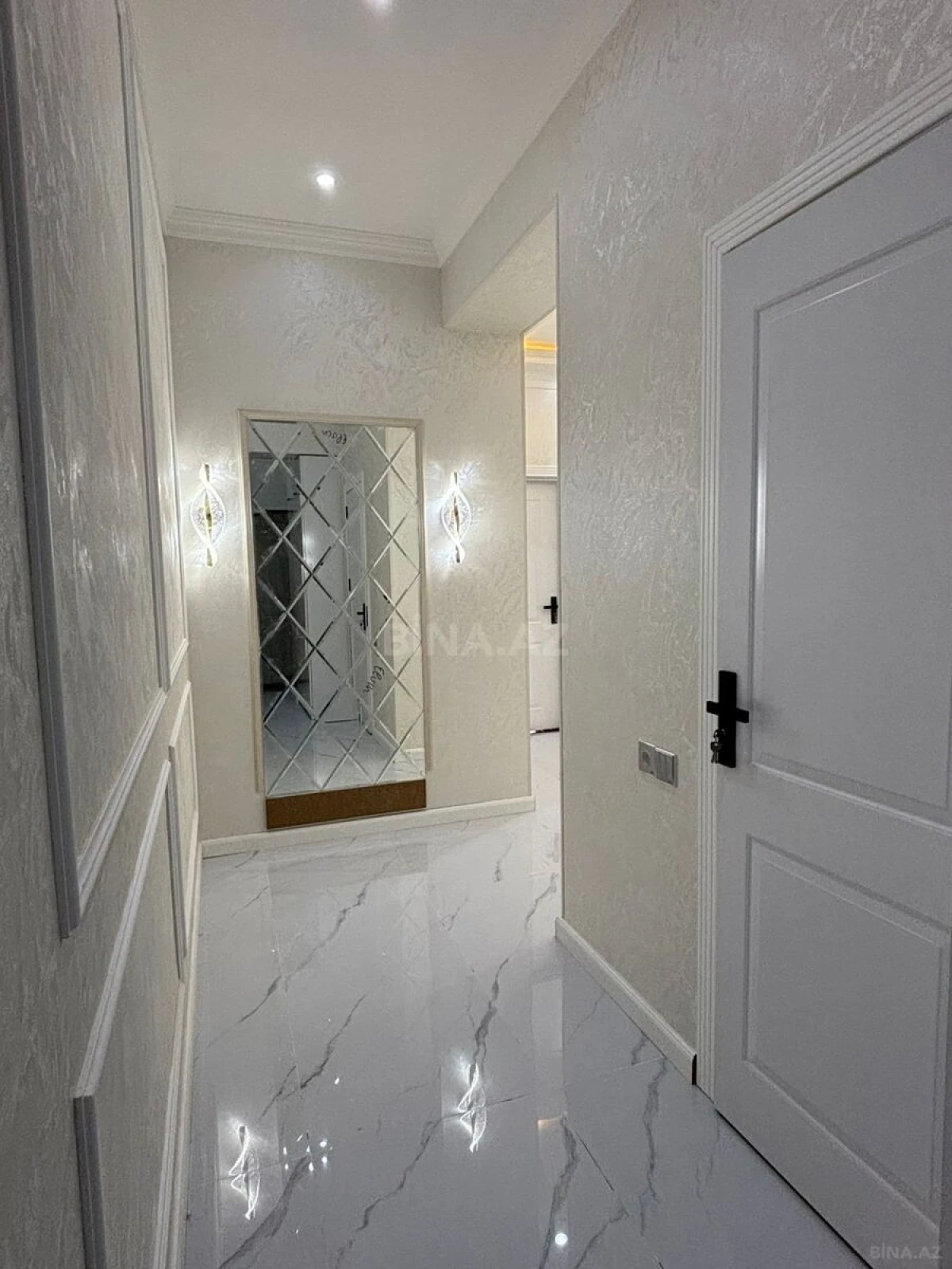 Satılır 3 otaqlı mənzil 80 m²