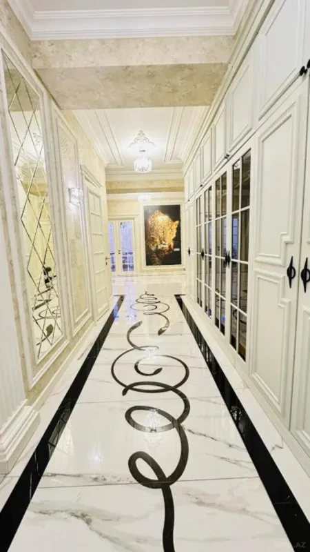 Satılır 3 otaqlı mənzil 165 m²