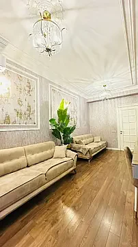 Satılır 3 otaqlı mənzil 165 m²