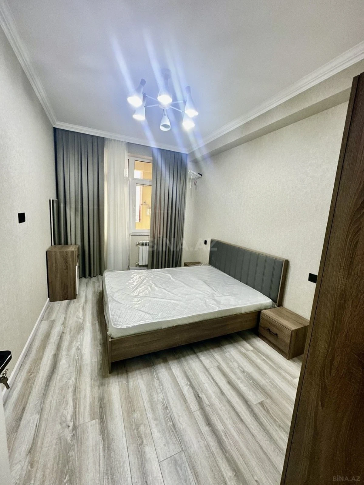 Kirayə verilir 2 otaqlı mənzil 66 m²
