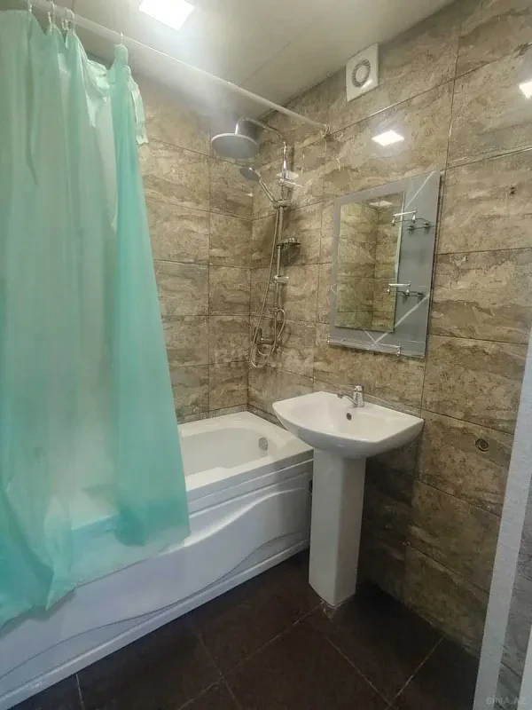 Satılır 2 otaqlı mənzil 55 m²