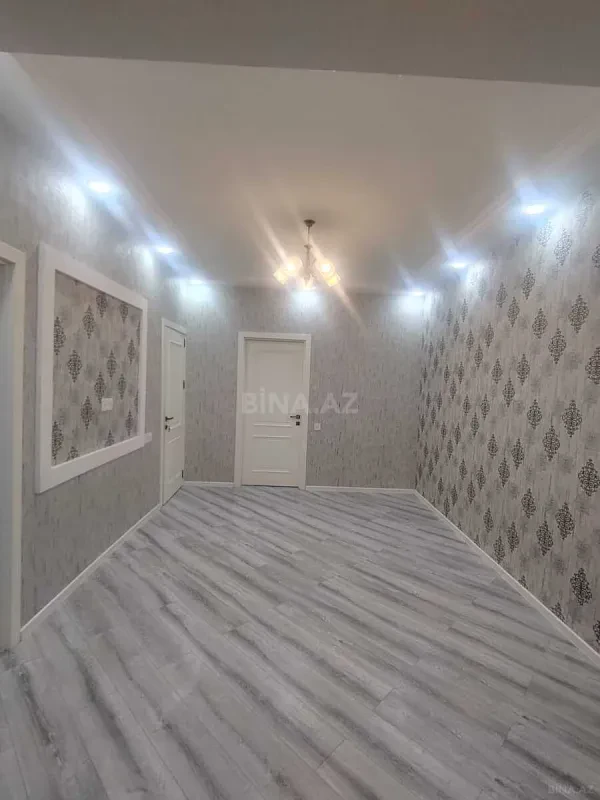 Satılır 2 otaqlı mənzil 55 m²