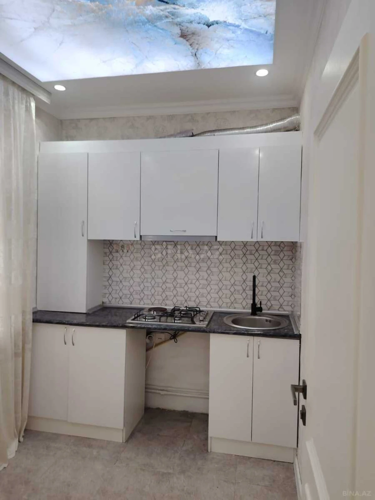 Satılır 2 otaqlı mənzil 55 m²
