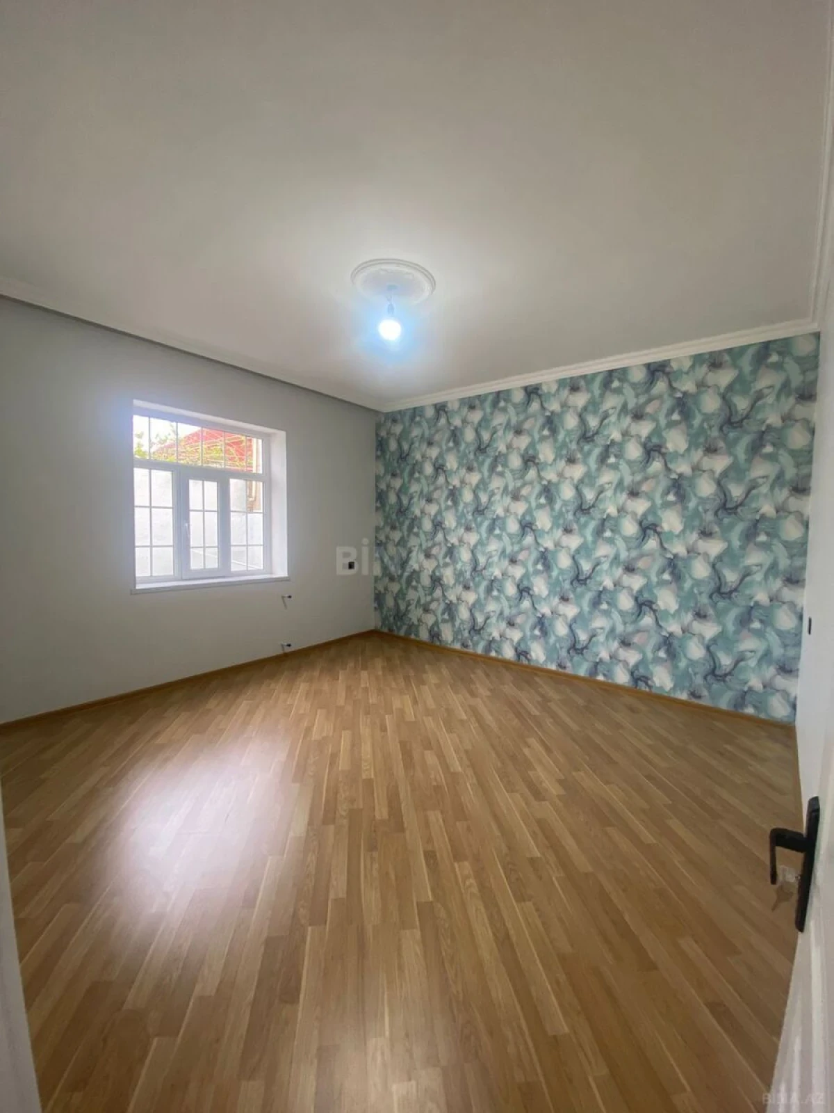 Satılır 3 otaqlı həyət evi 400 m²